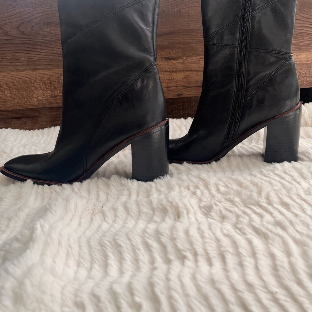 Franco Sarto Women’s Stevie Mid Shaft leather boot. - Picture 3 of 7